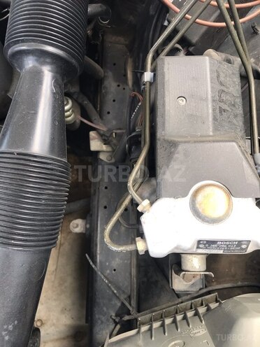 Mercedes E 200 d 1995, 200,000 km - 2.0 l - Beyləqan