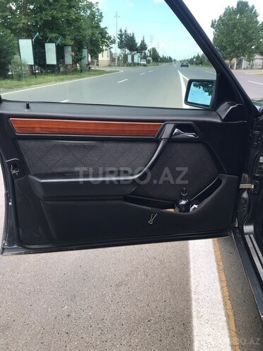 Mercedes E 200 d 1995, 200,000 km - 2.0 l - Beyləqan