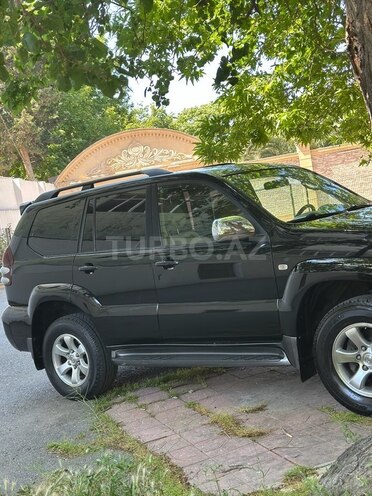 Toyota Land Cruiser Prado-17