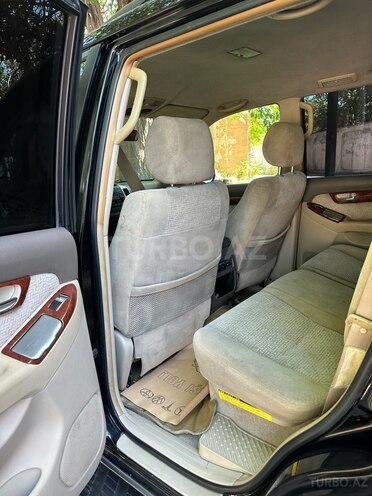 Toyota Land Cruiser Prado-20