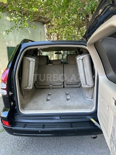 Toyota Land Cruiser Prado-19