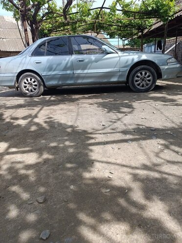 Hyundai Sonata 1995, 460,199 km - 2.0 l - Qax