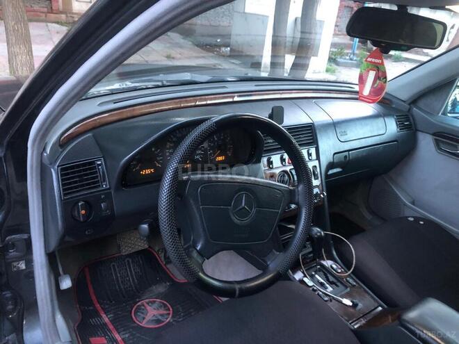 Mercedes C 180 1995, 185,000 km - 1.8 l - Tovuz