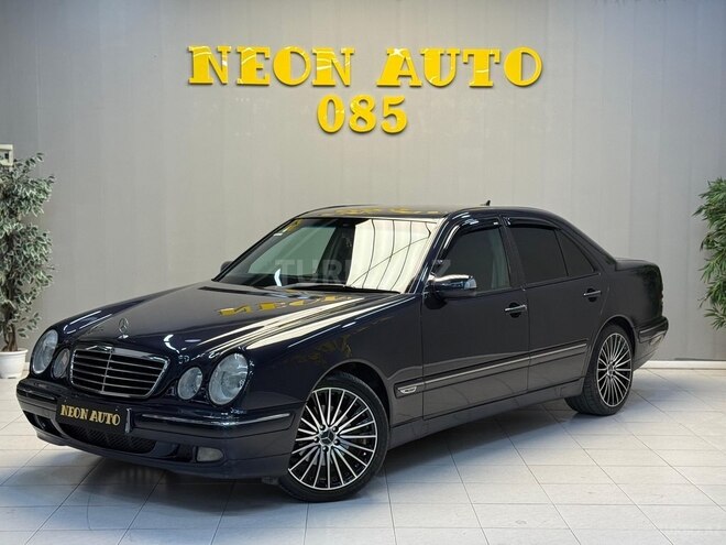 Mercedes E 270 2001, 234,000 km - 2.7 l - Sumqayıt