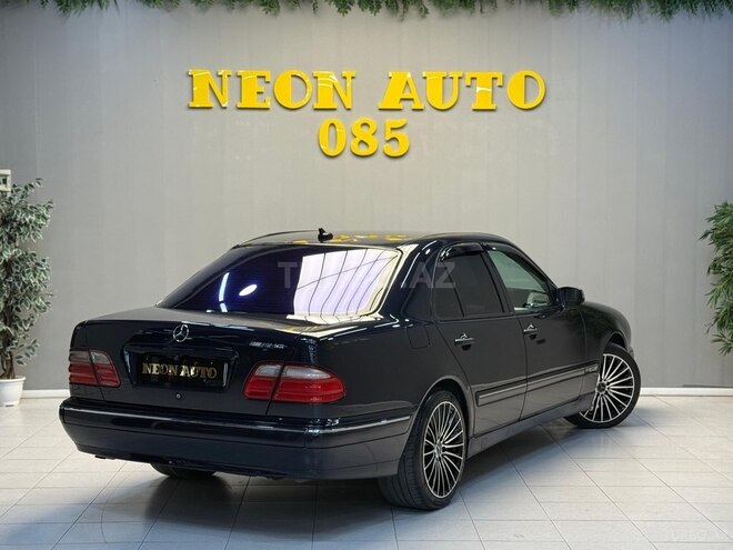 Mercedes E 270 2001, 234,000 km - 2.7 l - Sumqayıt