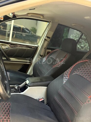 Mercedes E 270 2001, 234,000 km - 2.7 l - Sumqayıt