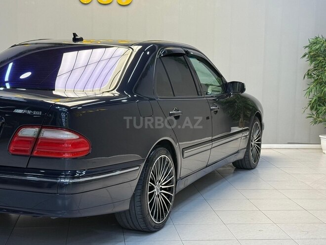 Mercedes E 270 2001, 234,000 km - 2.7 l - Sumqayıt