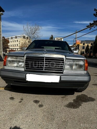 Mercedes E 200 d 1993, 729,000 km - 2.0 l - Bakı