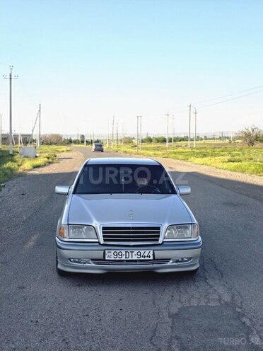 Mercedes C 180 1999, 318,000 km - 1.8 l - Bakı