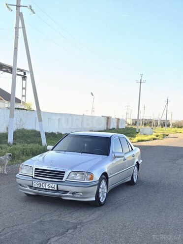 Mercedes C 180 1999, 318,000 km - 1.8 l - Bakı