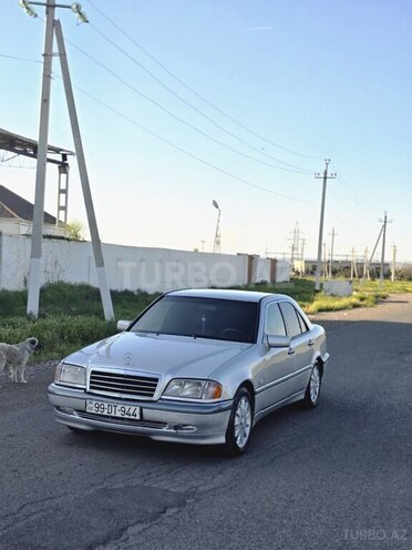Mercedes C 180 1999, 318,000 km - 1.8 l - Bakı