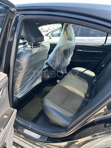Toyota Camry-11