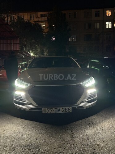 Hyundai Elantra 2018, 180,000 km - 1.6 л - Bakı