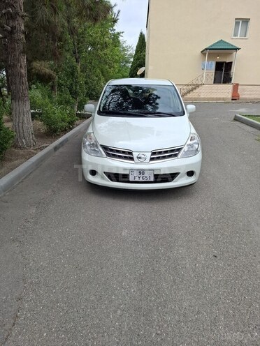 Nissan Tiida 2012, 110,000 km - 1.5 l - Naftalan