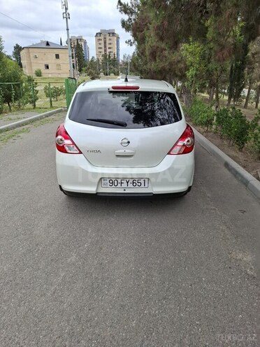 Nissan Tiida 2012, 110,000 km - 1.5 l - Naftalan