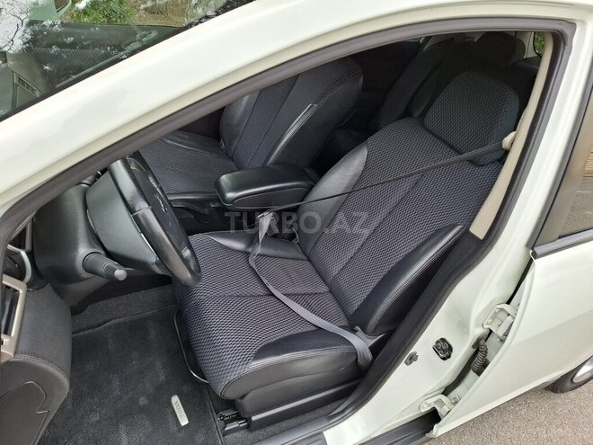Nissan Tiida 2012, 110,000 km - 1.5 l - Naftalan