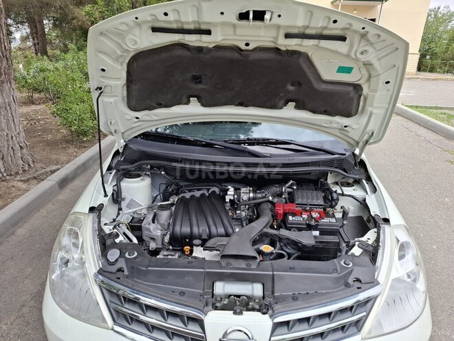 Nissan Tiida 2012, 110,000 km - 1.5 l - Naftalan