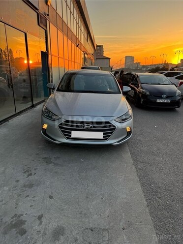 Hyundai Avante 2018, 192,000 km - 1.6 l - Bakı