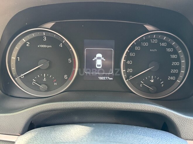 Hyundai Avante 2018, 192,000 km - 1.6 l - Bakı