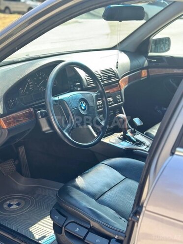 BMW 523 1996, 210,000 km - 2.5 l - Sumqayıt