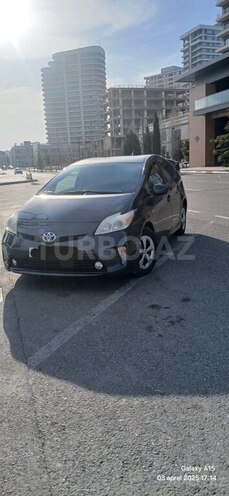 Toyota Prius 2014, 250,000 km - 1.8 л - Bakı