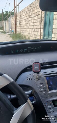 Toyota Prius-11