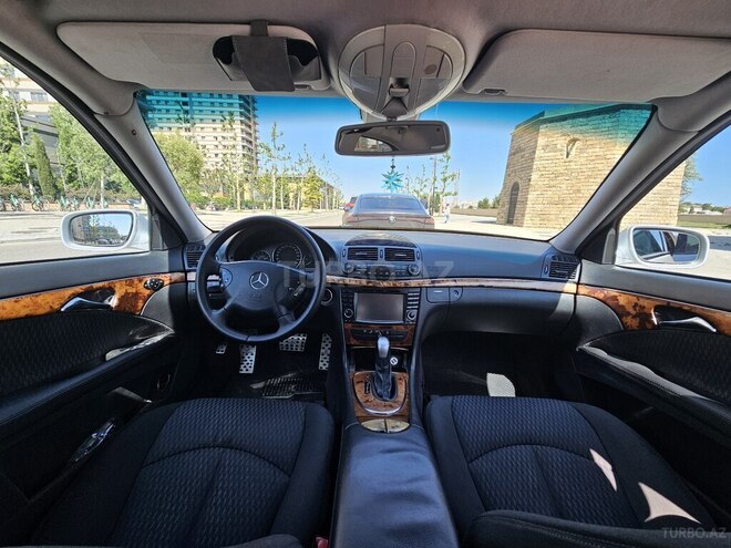 Mercedes E 220 d 2002, 483,000 km - 2.2 l - Bakı