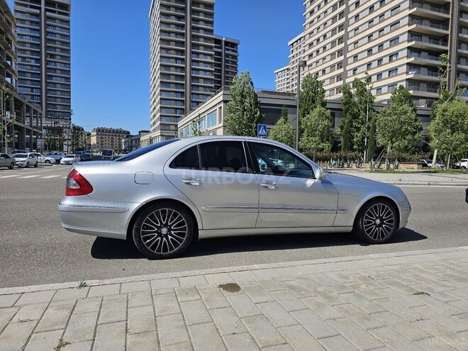 Mercedes E 220 d 2002, 483,000 km - 2.2 l - Bakı