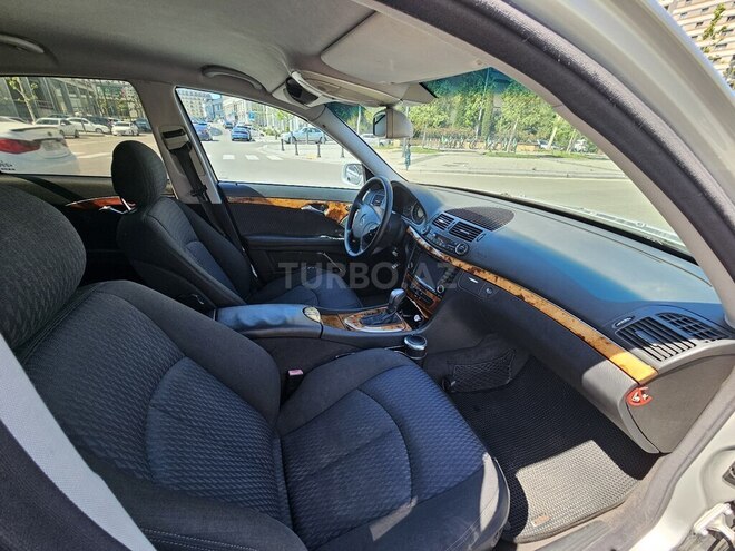 Mercedes E 220 d 2002, 483,000 km - 2.2 l - Bakı