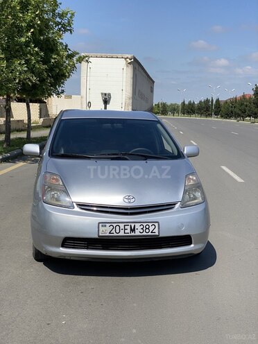 Toyota Prius-1