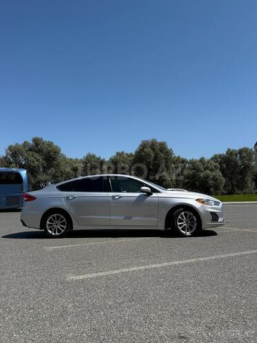 Ford Fusion (North America) 2019, 131,000 km - 2.0 л - Bakı