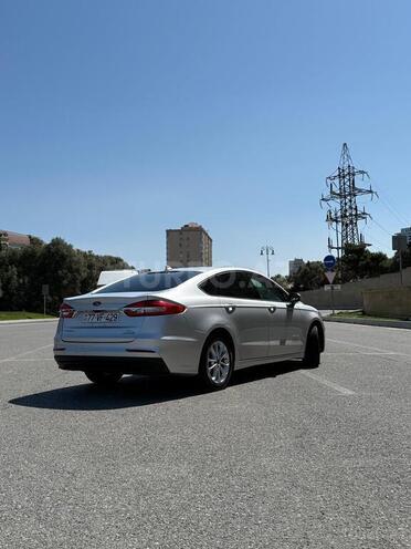 Ford Fusion (North America) 2019, 131,000 km - 2.0 л - Bakı