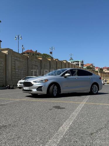 Ford Fusion (North America) 2019, 131,000 km - 2.0 л - Bakı
