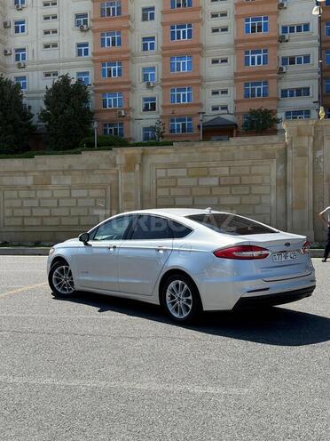 Ford Fusion (North America) 2019, 131,000 km - 2.0 л - Bakı