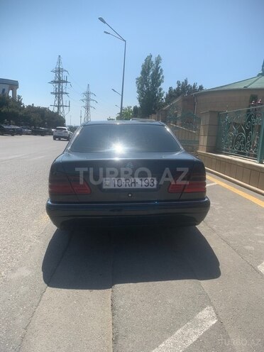 Mercedes E 230 1996, 436,000 km - 2.3 l - Bakı