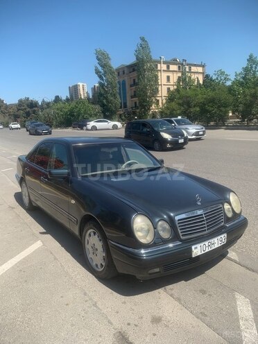 Mercedes E 230 1996, 436,000 km - 2.3 l - Bakı