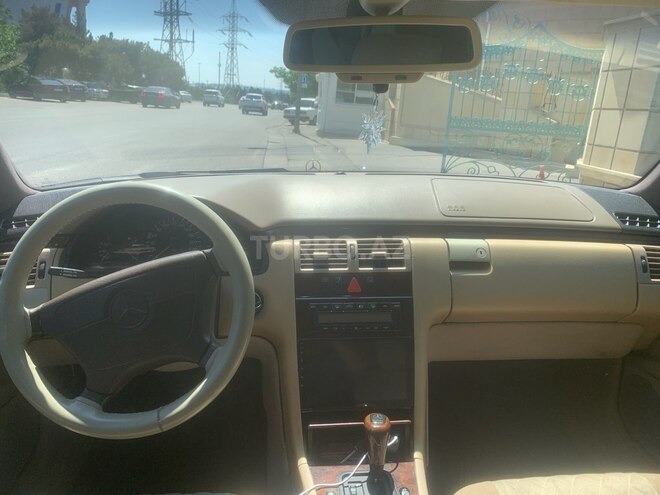 Mercedes E 230 1996, 436,000 km - 2.3 l - Bakı