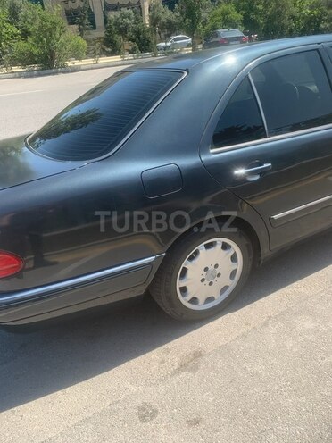 Mercedes E 230 1996, 436,000 km - 2.3 l - Bakı