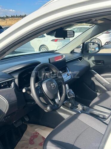 Toyota Corolla Cross 2023, 34,000 km - 2.0 l - Bakı