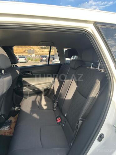 Toyota Corolla Cross 2023, 34,000 km - 2.0 l - Bakı