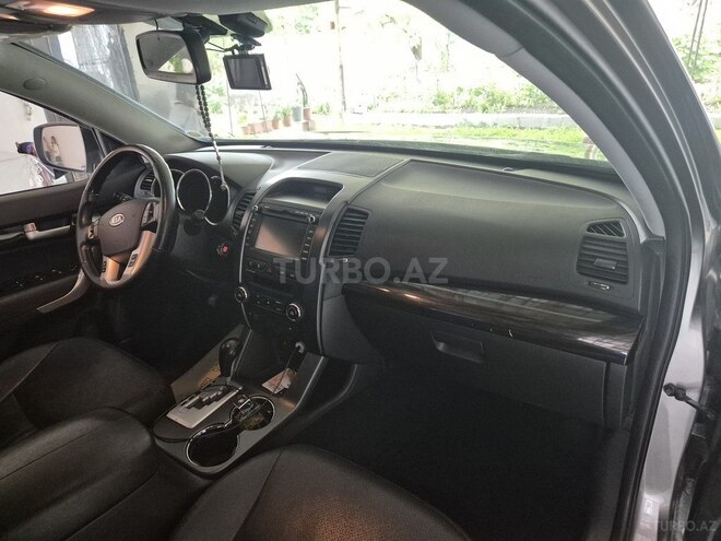 Kia Sorento 2009, 259,786 km - 2.0 l - Quba