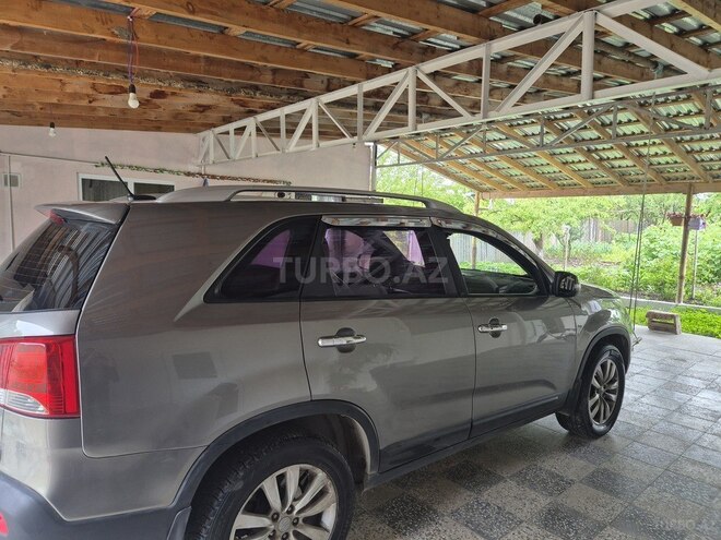 Kia Sorento 2009, 259,786 km - 2.0 l - Quba