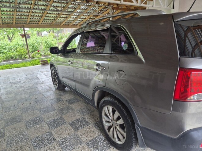 Kia Sorento 2009, 259,786 km - 2.0 l - Quba