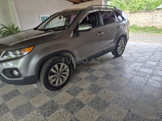 Kia Sorento 2009, 259,786 km - 2.0 l - Quba