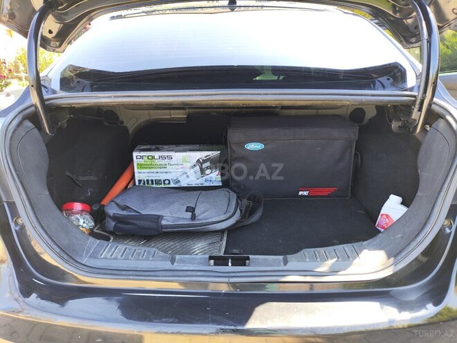 Ford Focus 2014, 179,000 km - 1.6 л - Bakı