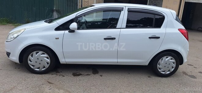 Opel Corsa 2009, 214,200 km - 1.0 l - Xudat