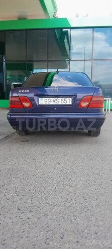 Mercedes E 240 1998, 475,254 km - 2.4 l - Sabirabad
