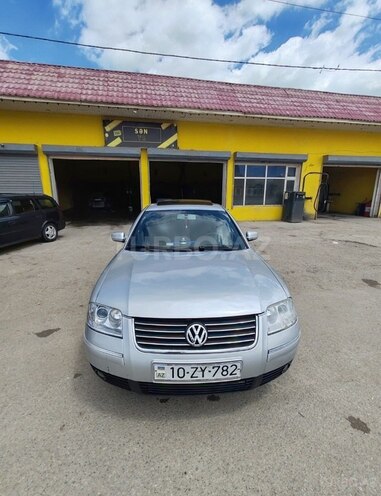 Volkswagen Passat 2003, 256,478 km - 1.8 l - Sumqayıt
