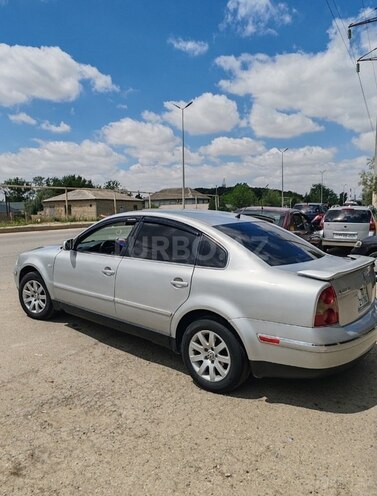 Volkswagen Passat 2003, 256,478 km - 1.8 l - Sumqayıt