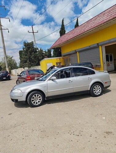 Volkswagen Passat 2003, 256,478 km - 1.8 l - Sumqayıt